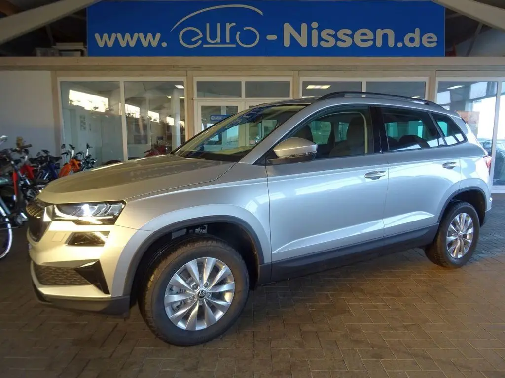 Photo 1 : Skoda Karoq 2024 Essence