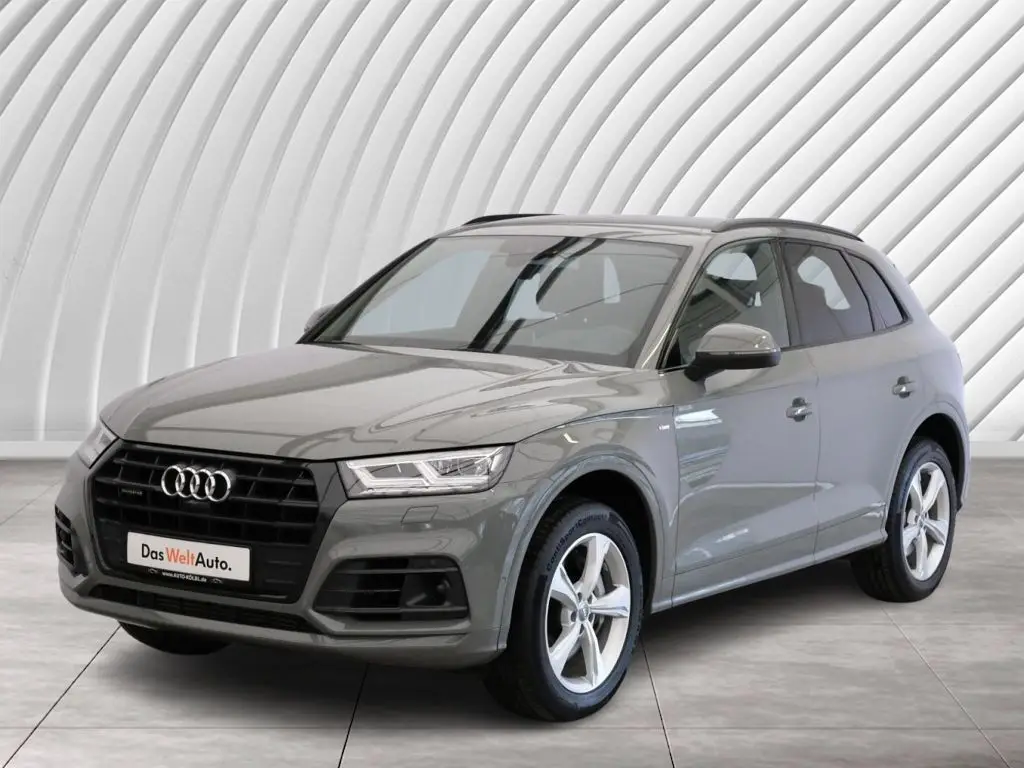 Photo 1 : Audi Q5 2019 Diesel