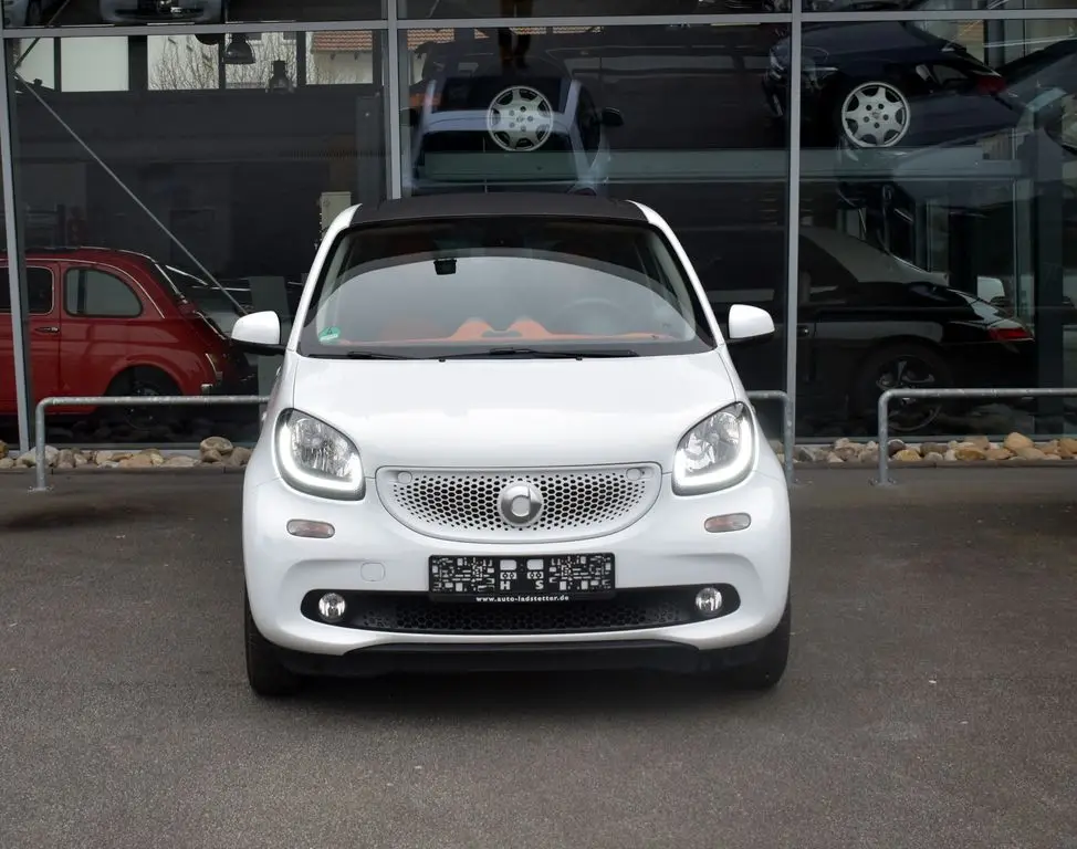 Photo 1 : Smart Forfour 2015 Petrol