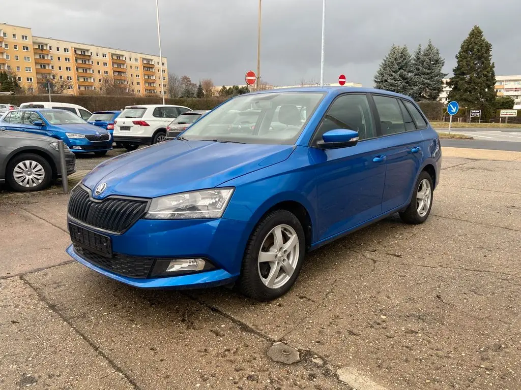 Photo 1 : Skoda Fabia 2020 Essence