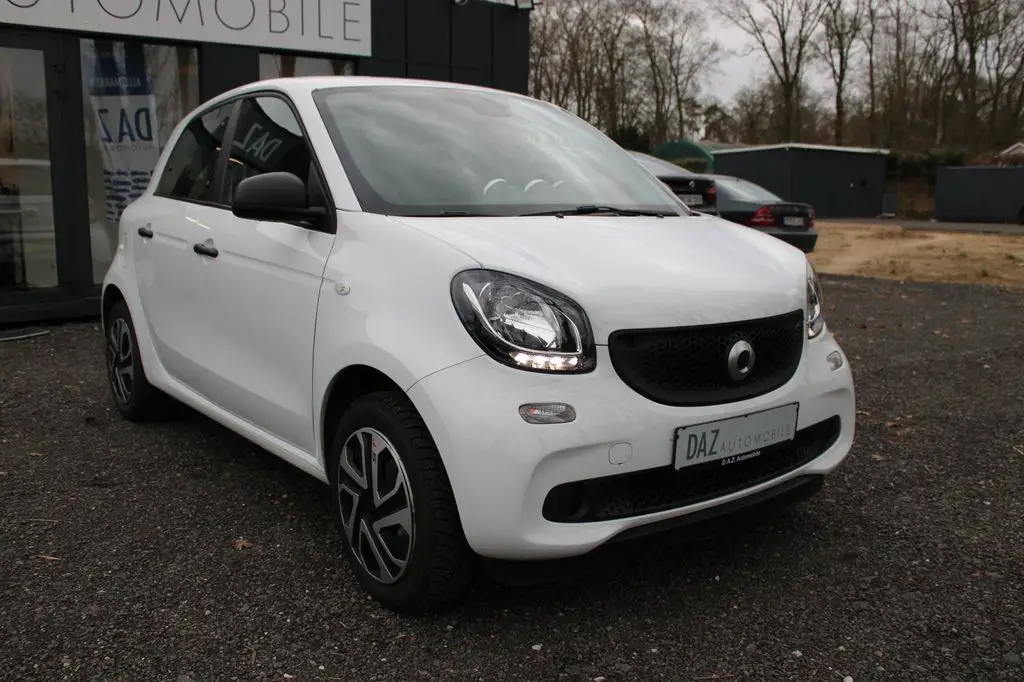 Photo 1 : Smart Forfour 2016 Petrol