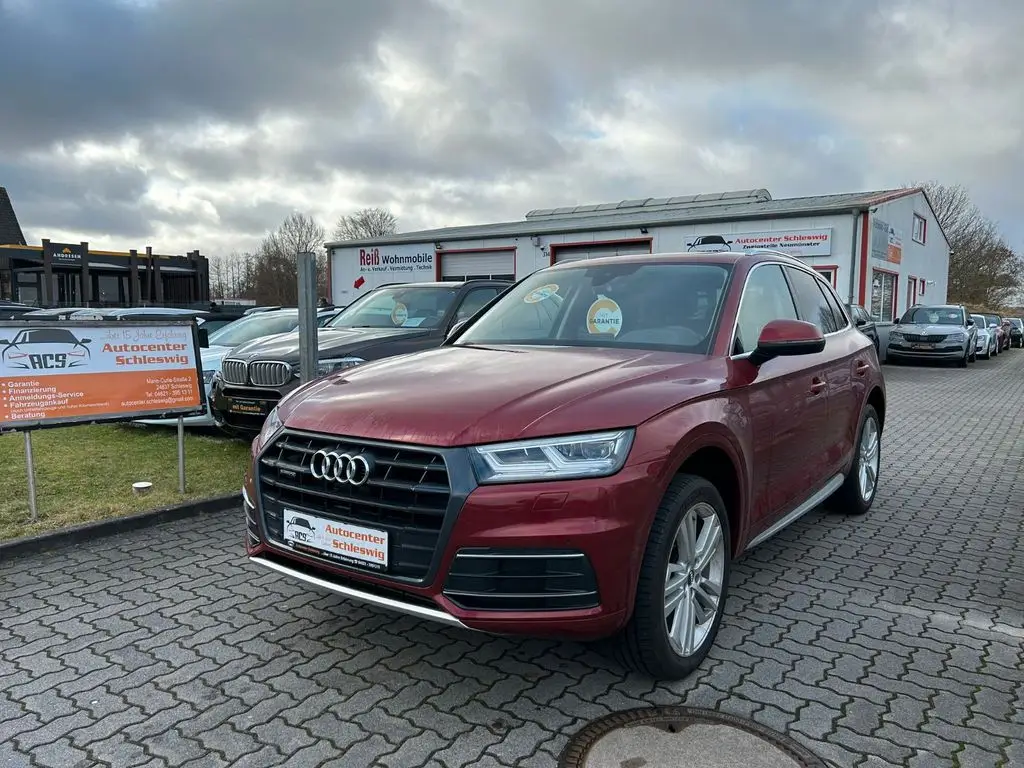 Photo 1 : Audi Q5 2018 Petrol