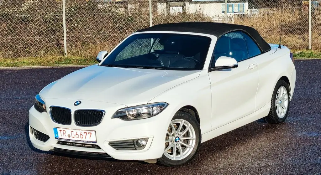 Photo 1 : Bmw Serie 2 2015 Petrol