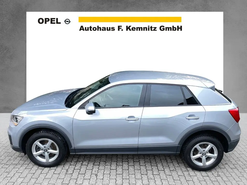 Photo 1 : Audi Q2 2017 Petrol