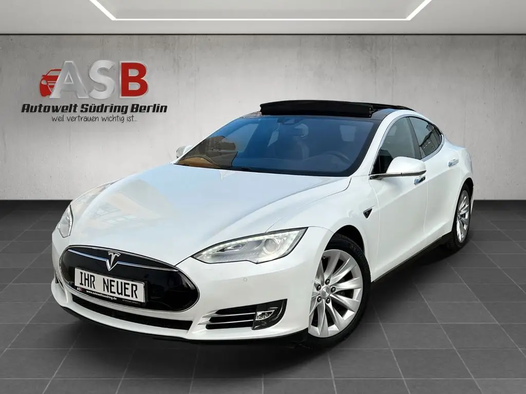 Photo 1 : Tesla Model S 2016 Non renseigné