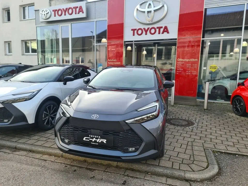 Photo 1 : Toyota C-hr 2024 Hybride