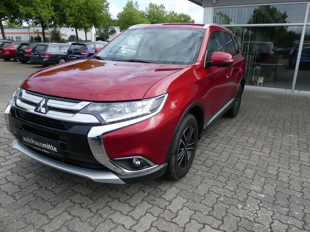 Photo 1 : Mitsubishi Outlander 2018 Essence