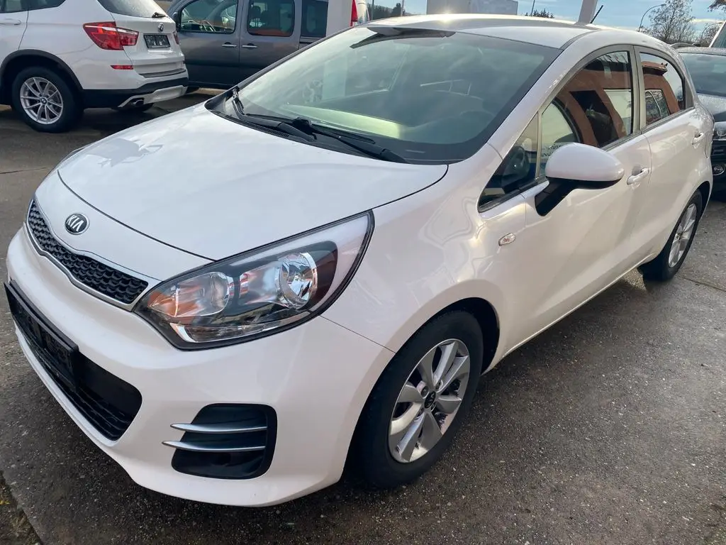 Photo 1 : Kia Rio 2016 Diesel