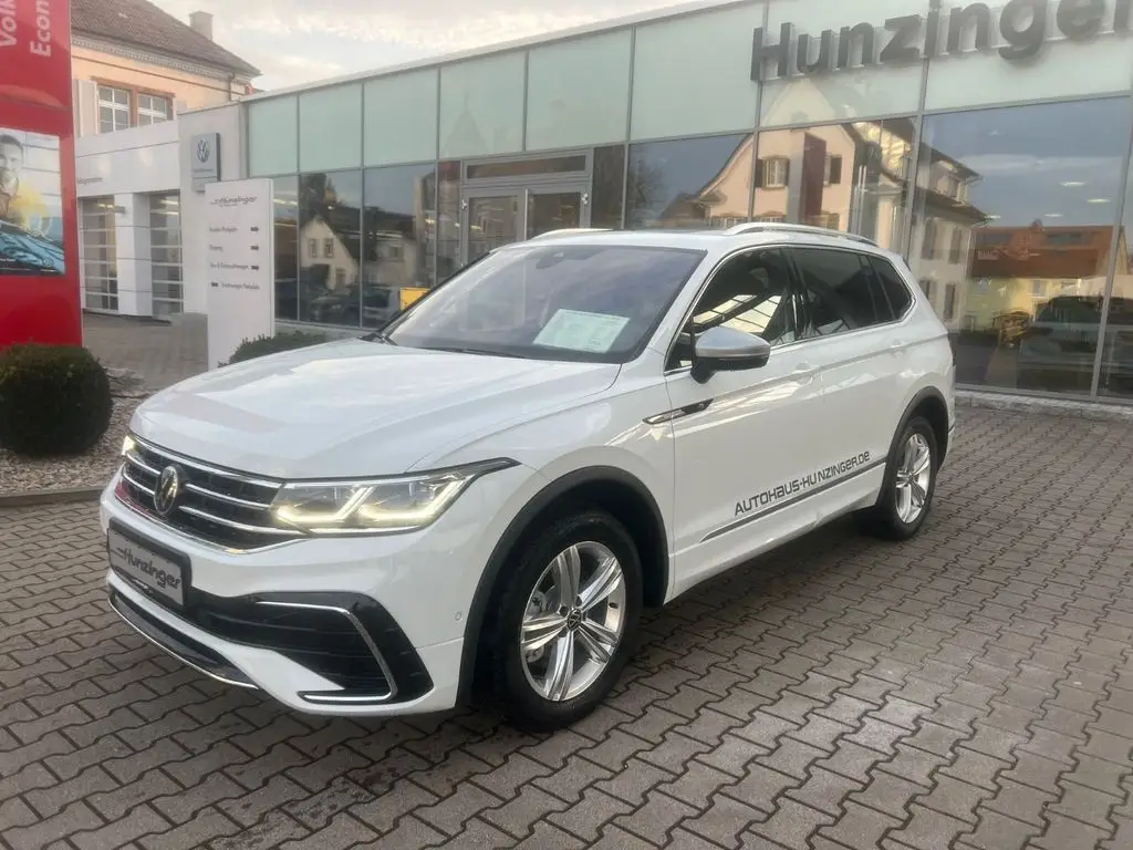 Photo 1 : Volkswagen Tiguan 2024 Diesel