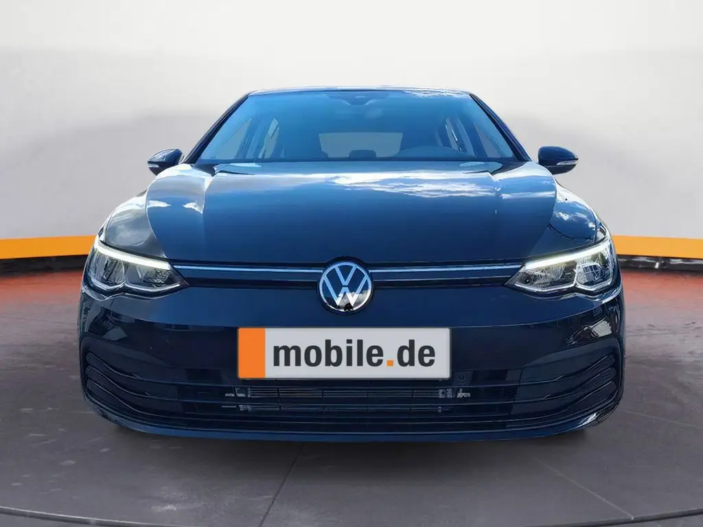 Photo 1 : Volkswagen Golf 2022 Essence