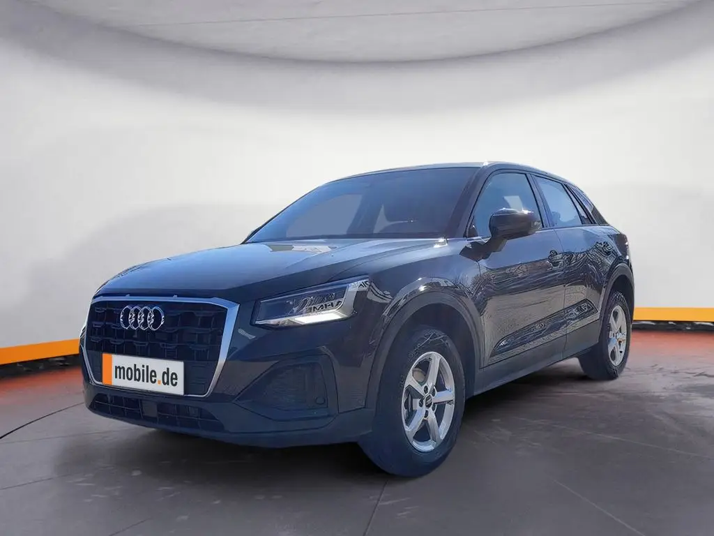 Photo 1 : Audi Q2 2023 Petrol