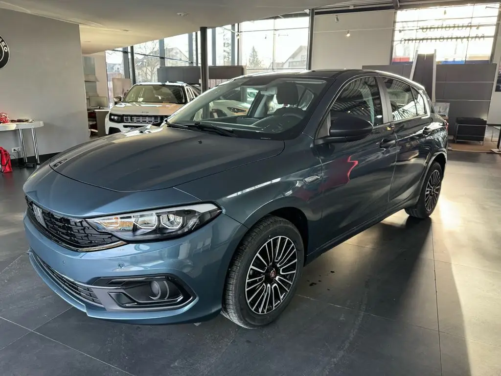 Photo 1 : Fiat Tipo 2024 Hybride