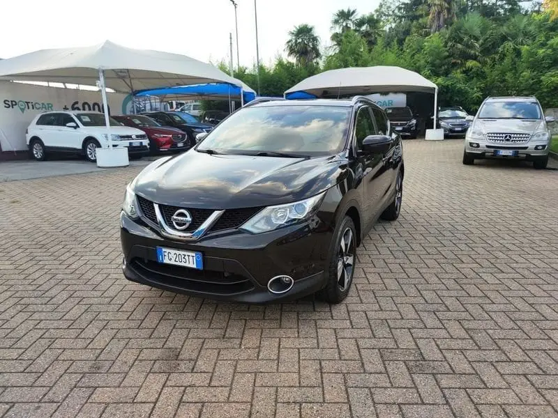 Photo 1 : Nissan Qashqai 2017 Diesel