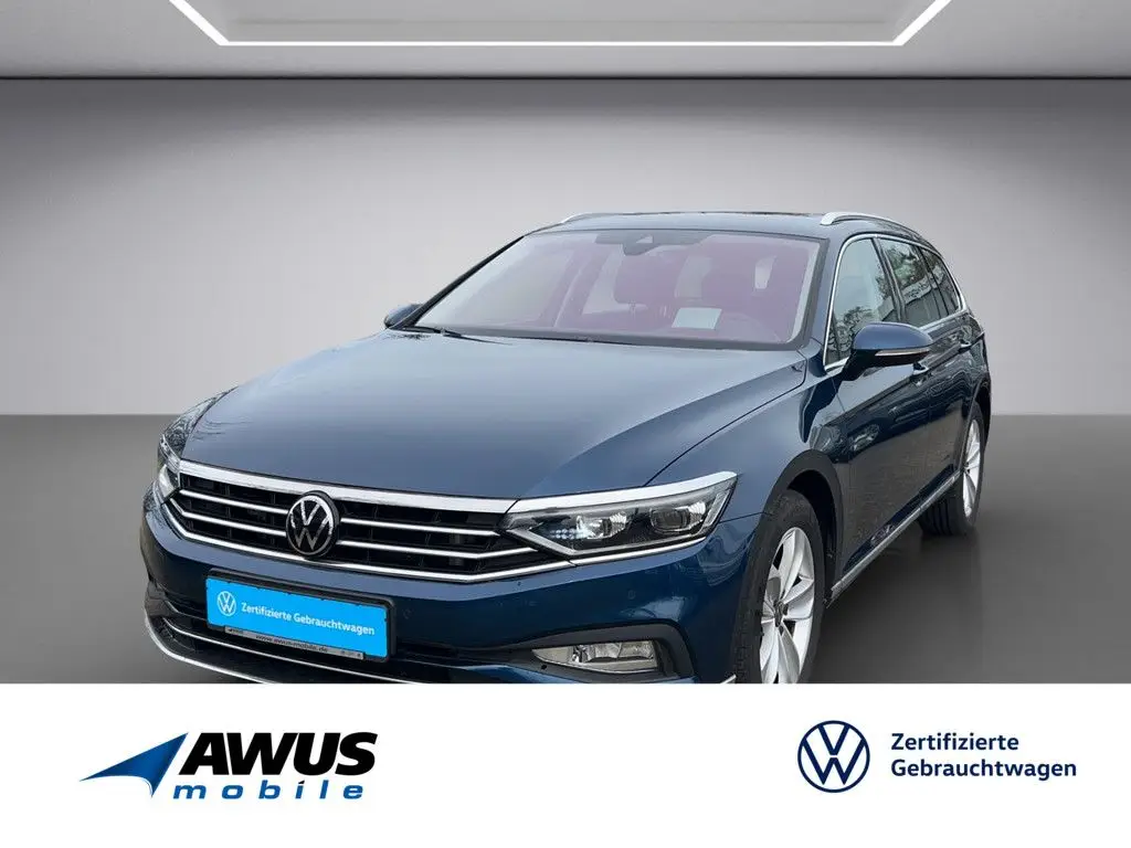 Photo 1 : Volkswagen Passat 2021 Petrol