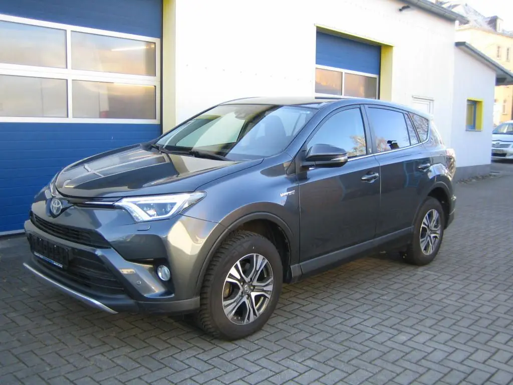 Photo 1 : Toyota Rav4 2018 Hybrid