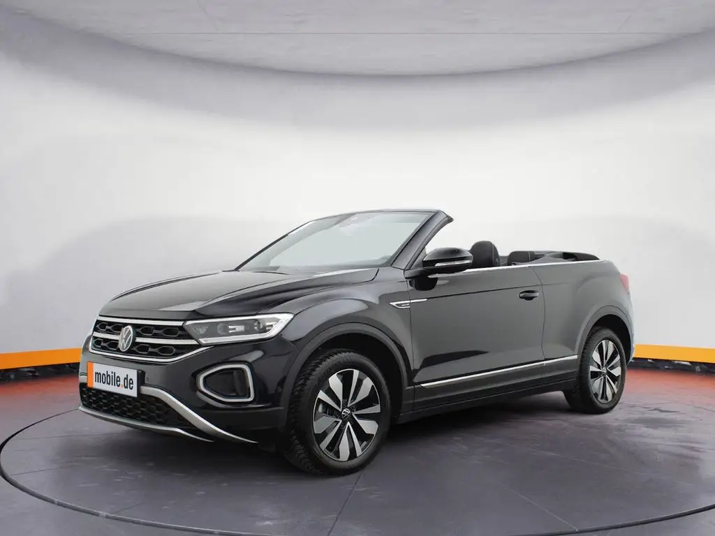 Photo 1 : Volkswagen T-roc 2023 Essence