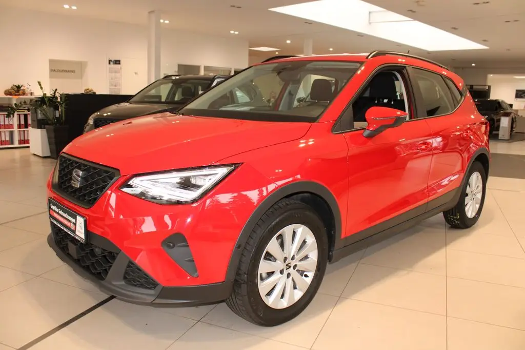 Photo 1 : Seat Arona 2023 Essence