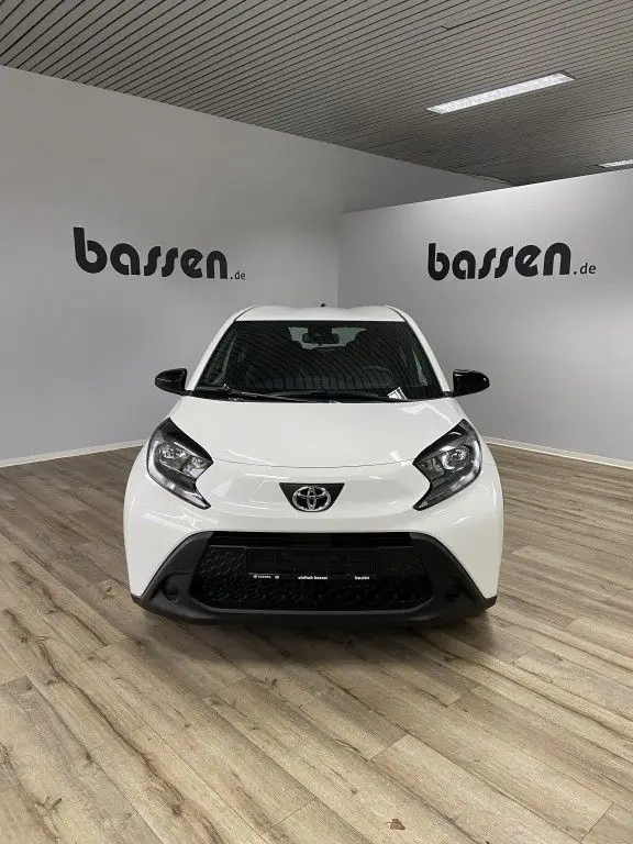 Photo 1 : Toyota Aygo X 2024 Essence