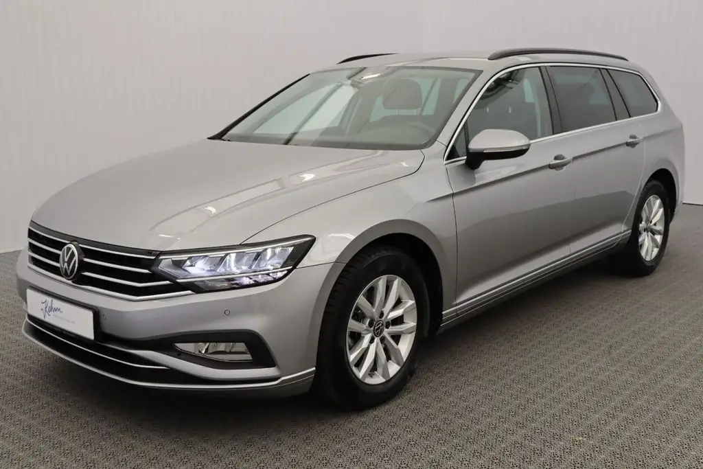 Photo 1 : Volkswagen Passat 2021 Diesel