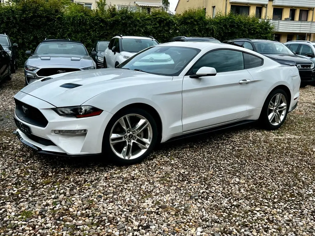 Photo 1 : Ford Mustang 2021 Petrol