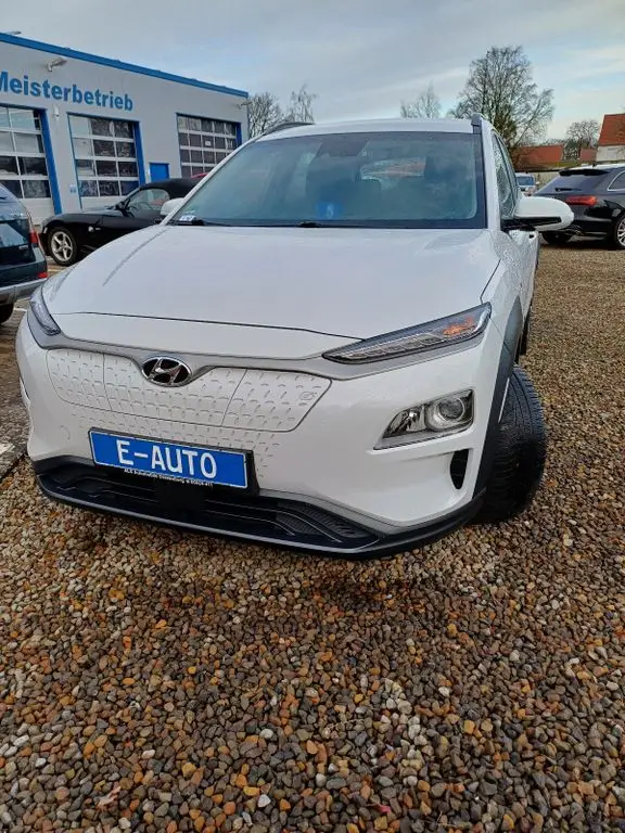 Photo 1 : Hyundai Kona 2020 Non renseigné