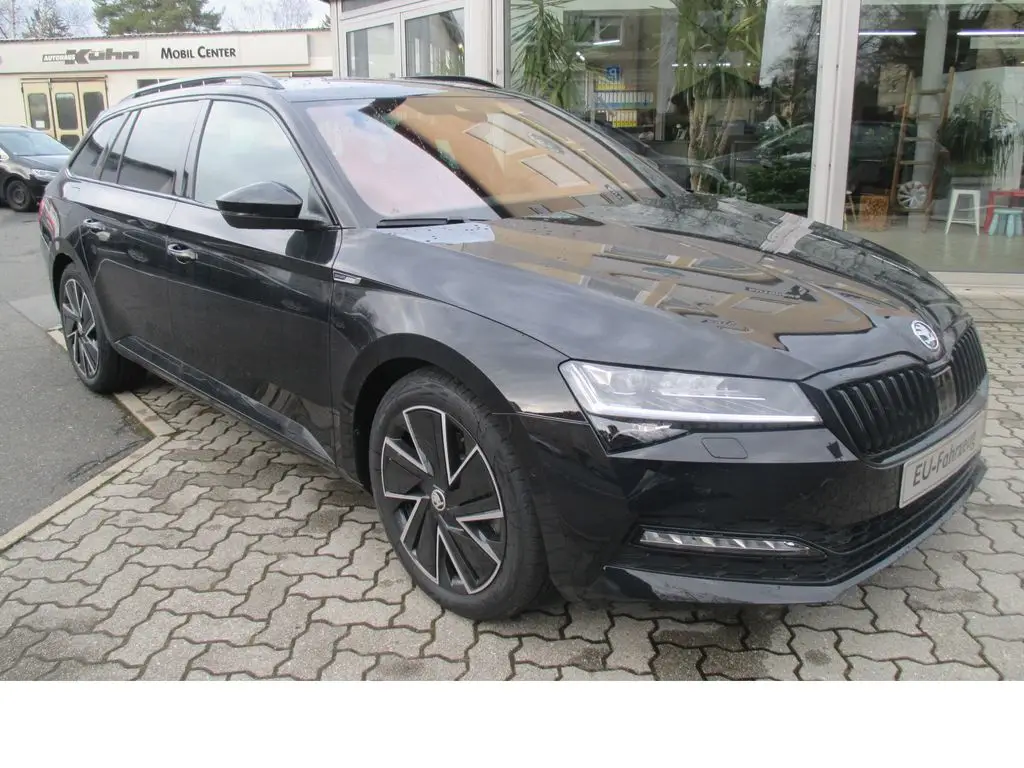 Photo 1 : Skoda Superb 2024 Essence