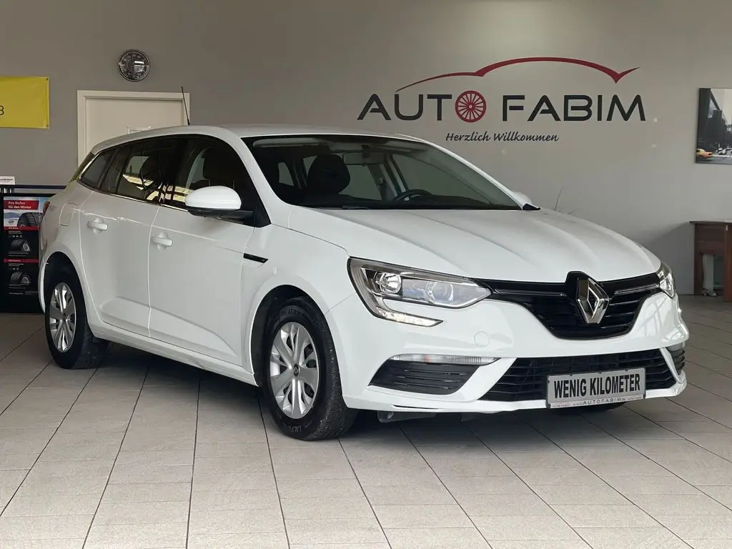 Photo 1 : Renault Megane 2019 Petrol