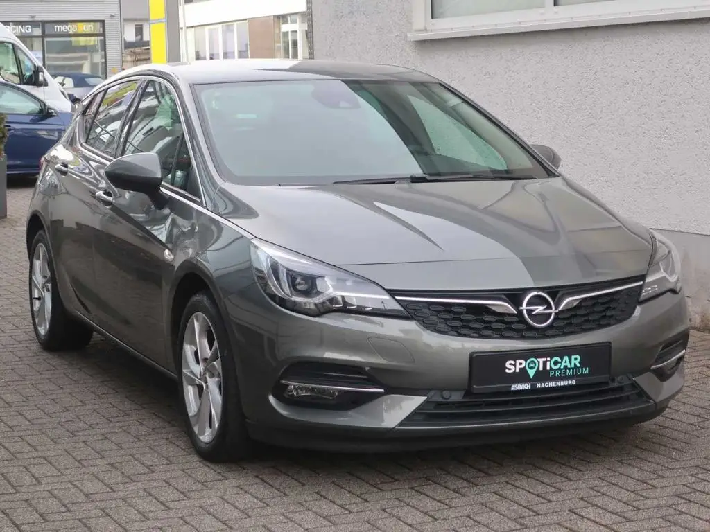 Photo 1 : Opel Astra 2020 Essence