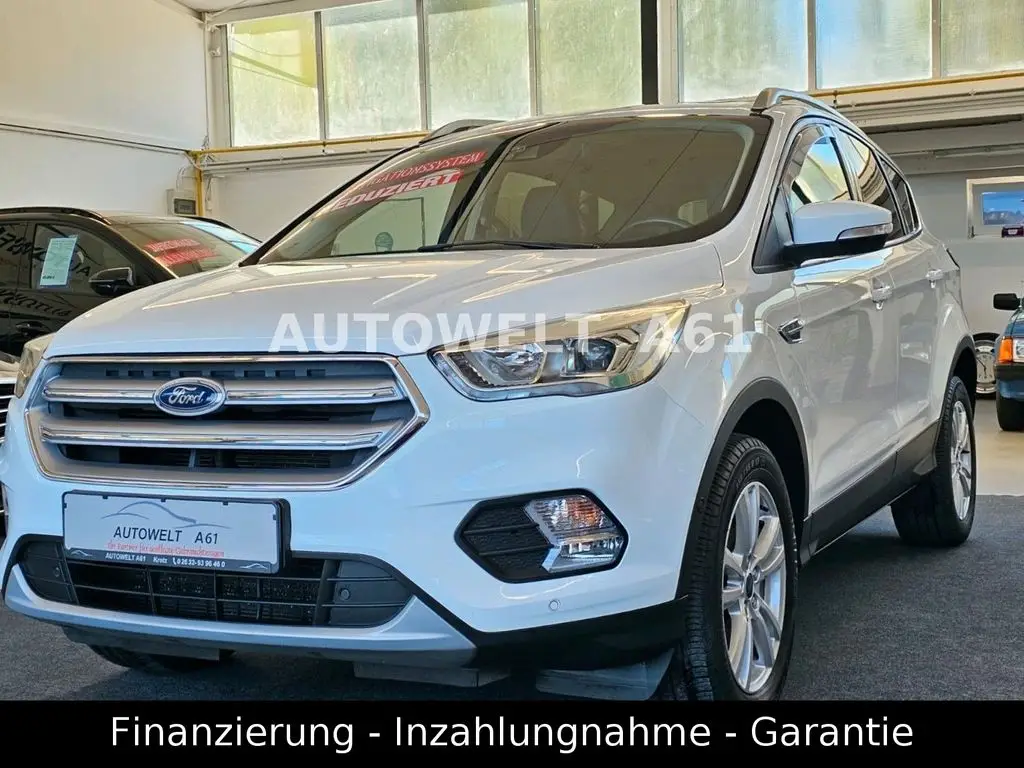 Photo 1 : Ford Kuga 2017 Essence