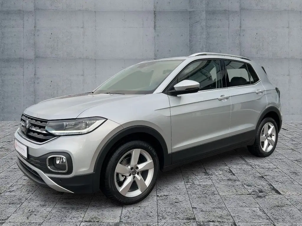 Photo 1 : Volkswagen T-cross 2024 Essence