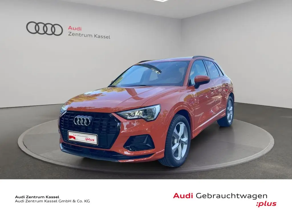 Photo 1 : Audi Q3 2023 Petrol