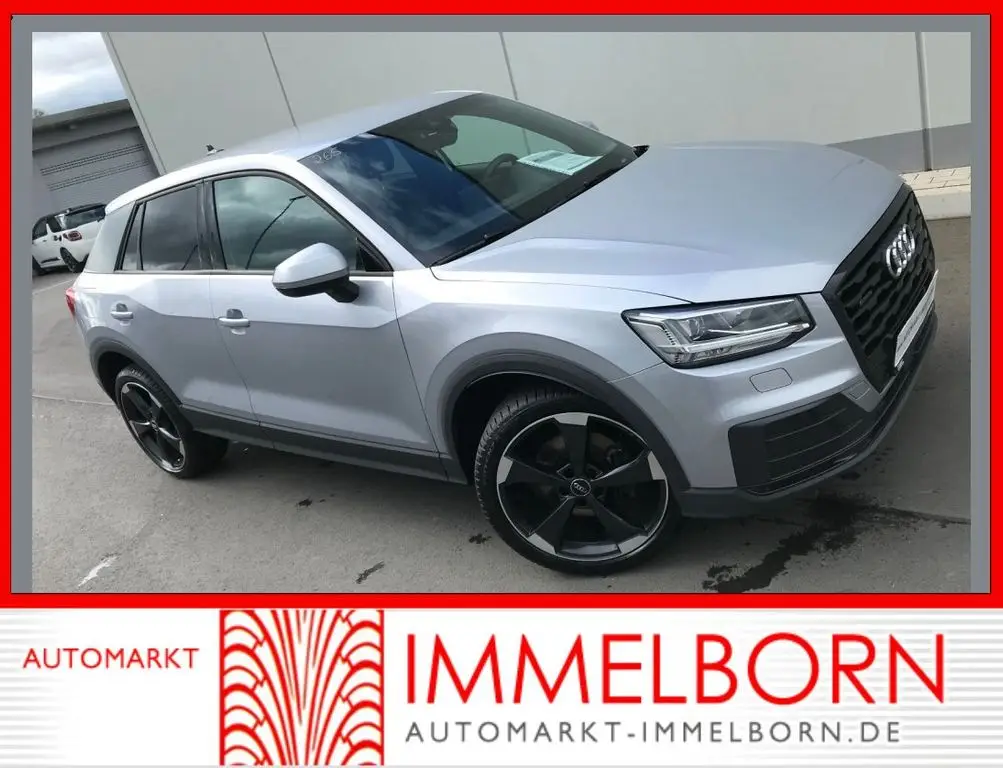 Photo 1 : Audi Q2 2019 Petrol