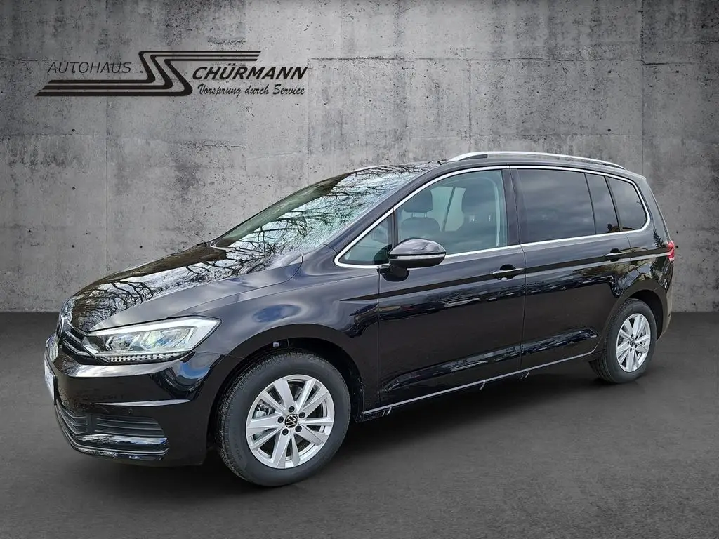 Photo 1 : Volkswagen Touran 2023 Petrol