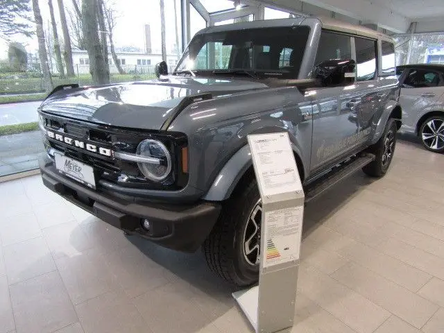 Photo 1 : Ford Bronco 2024 Petrol