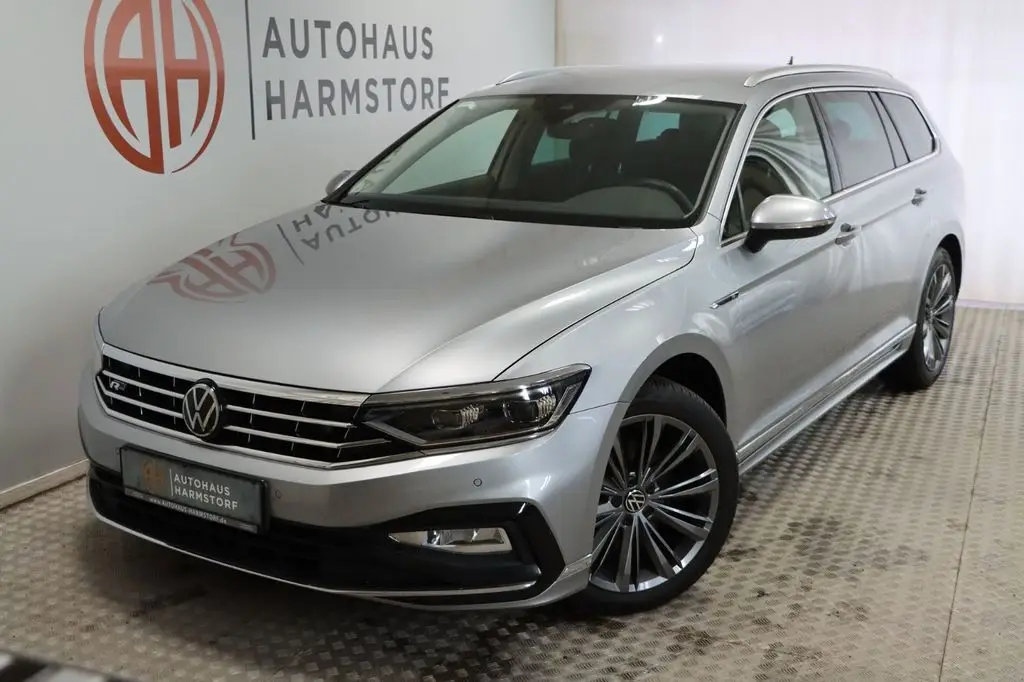 Photo 1 : Volkswagen Passat 2023 Diesel