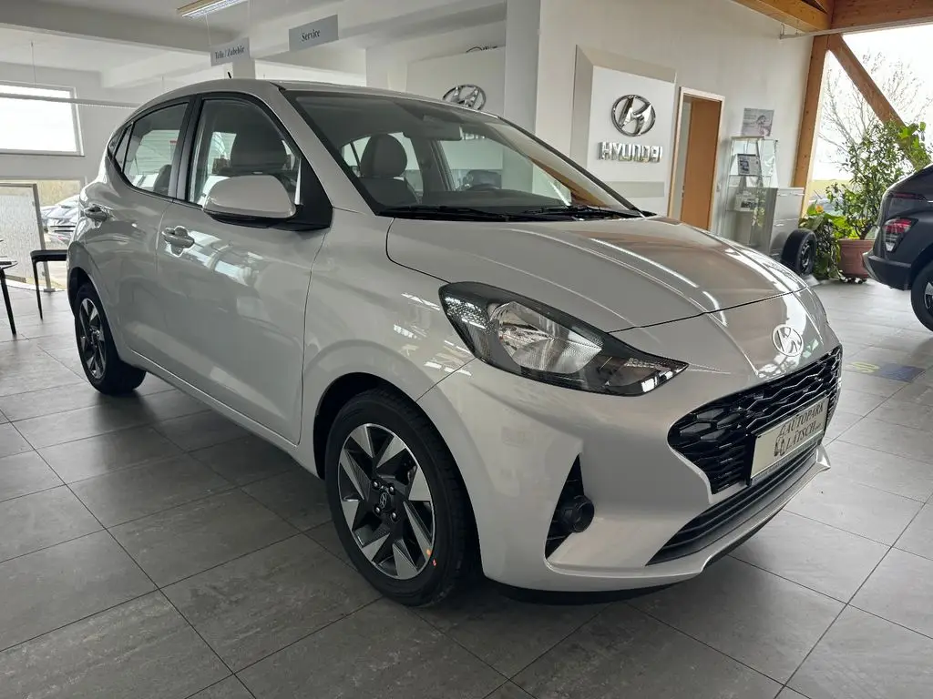 Photo 1 : Hyundai I10 2023 Petrol