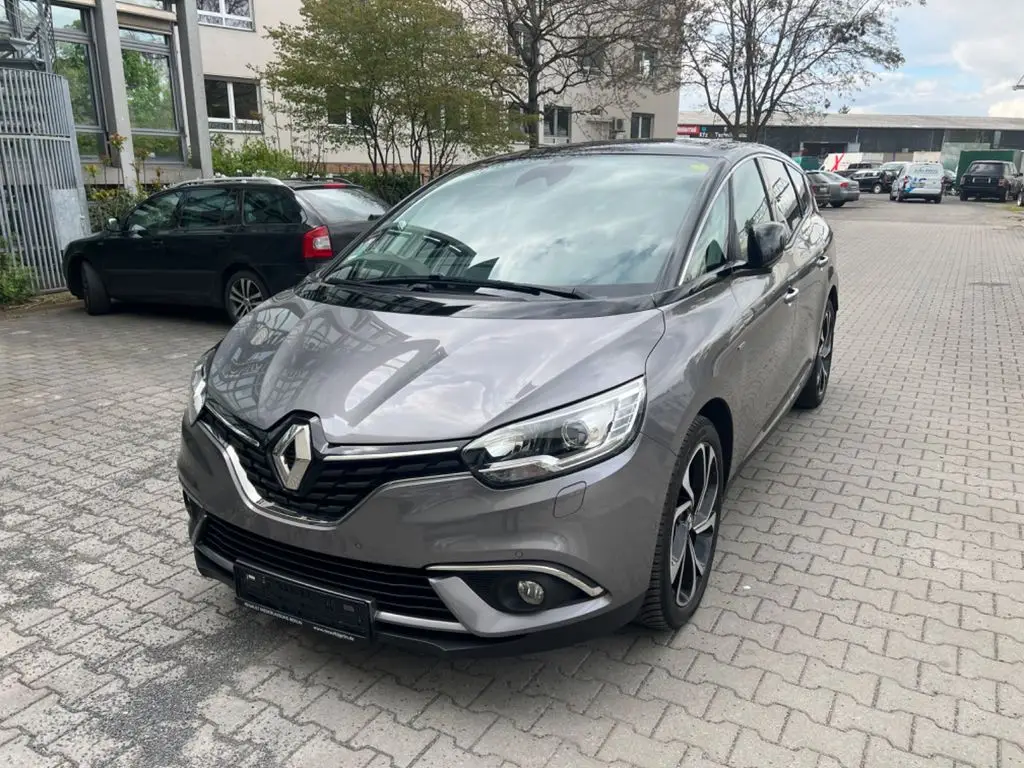 Photo 1 : Renault Grand Scenic 2020 Essence