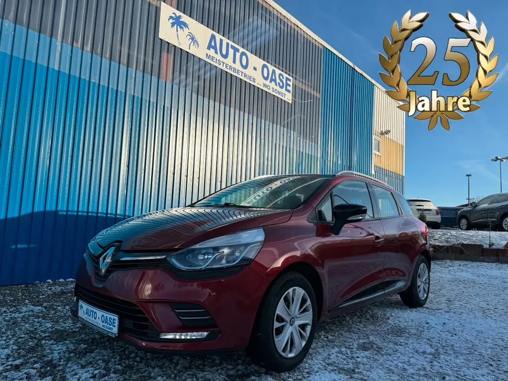 Photo 1 : Renault Clio 2017 Essence