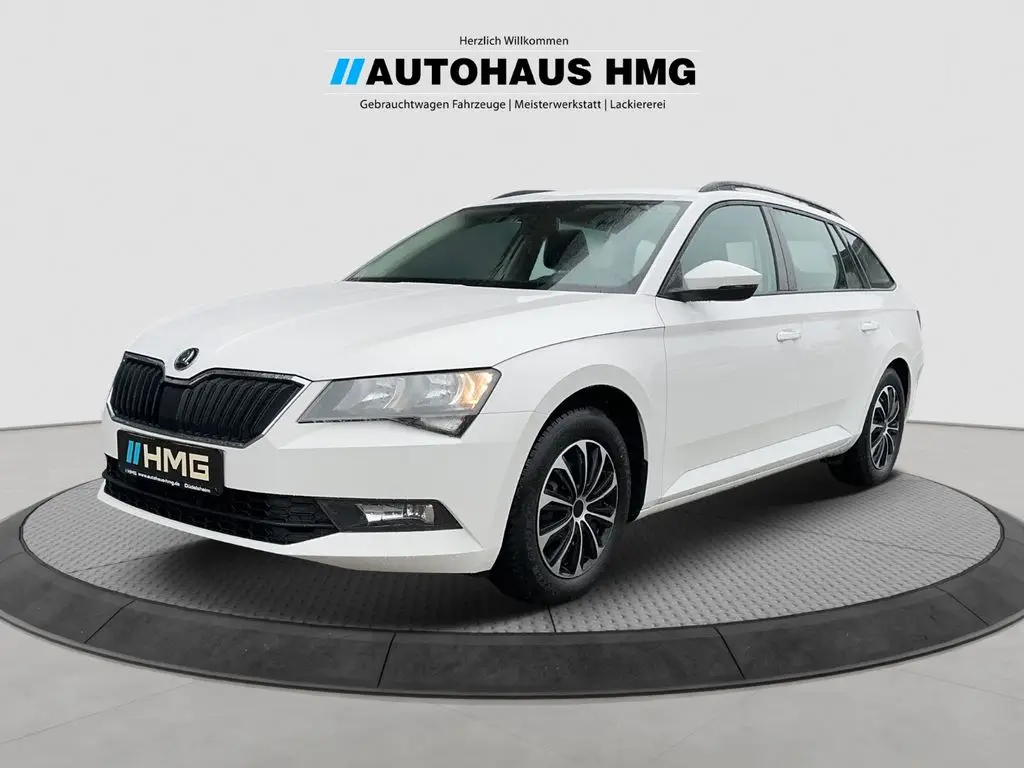 Photo 1 : Skoda Superb 2019 Essence