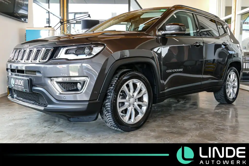 Photo 1 : Jeep Compass 2020 Petrol