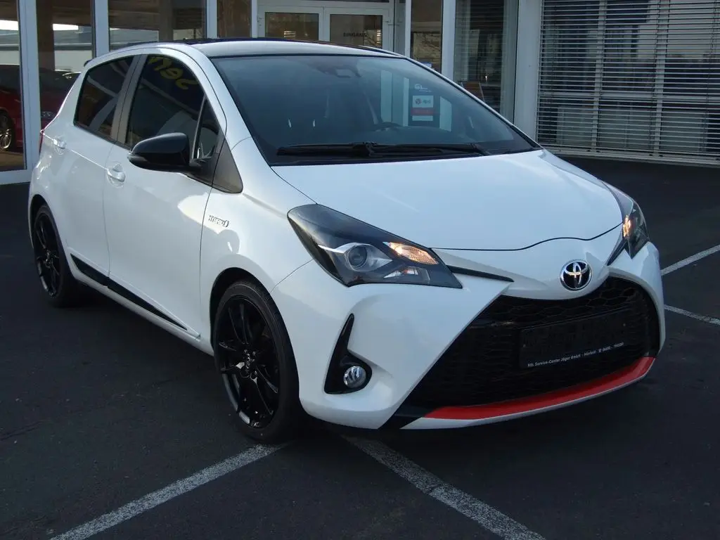 Photo 1 : Toyota Yaris 2020 Hybrid