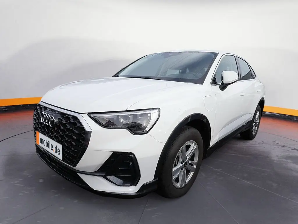 Photo 1 : Audi Q3 2021 Hybrid