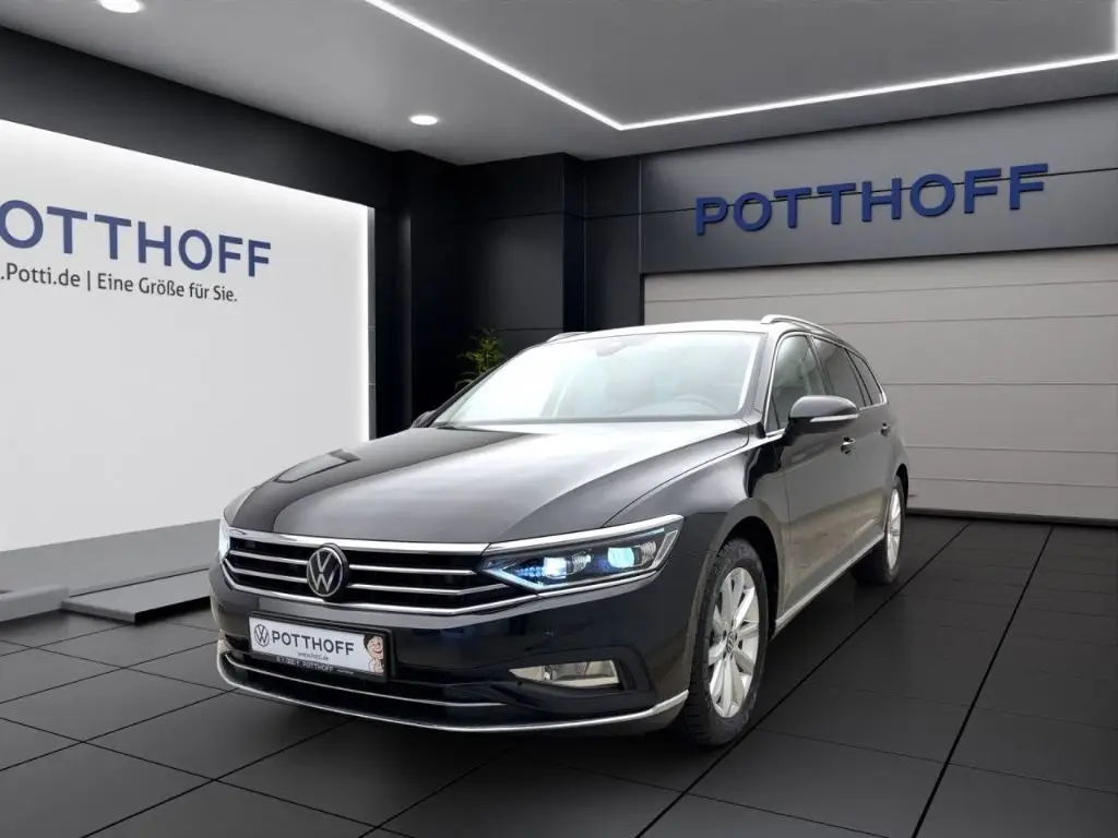 Photo 1 : Volkswagen Passat 2023 Diesel