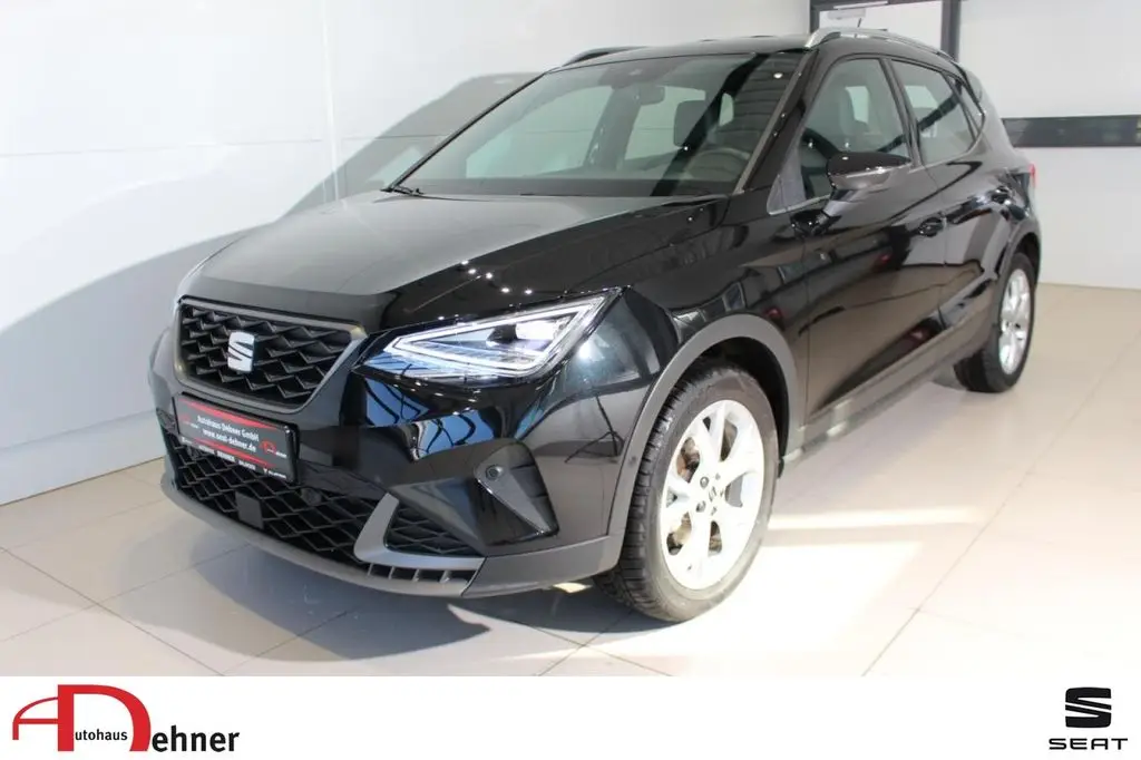 Photo 1 : Seat Arona 2023 Essence