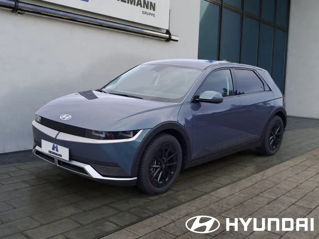 Photo 1 : Hyundai Ioniq 2023 Non renseigné