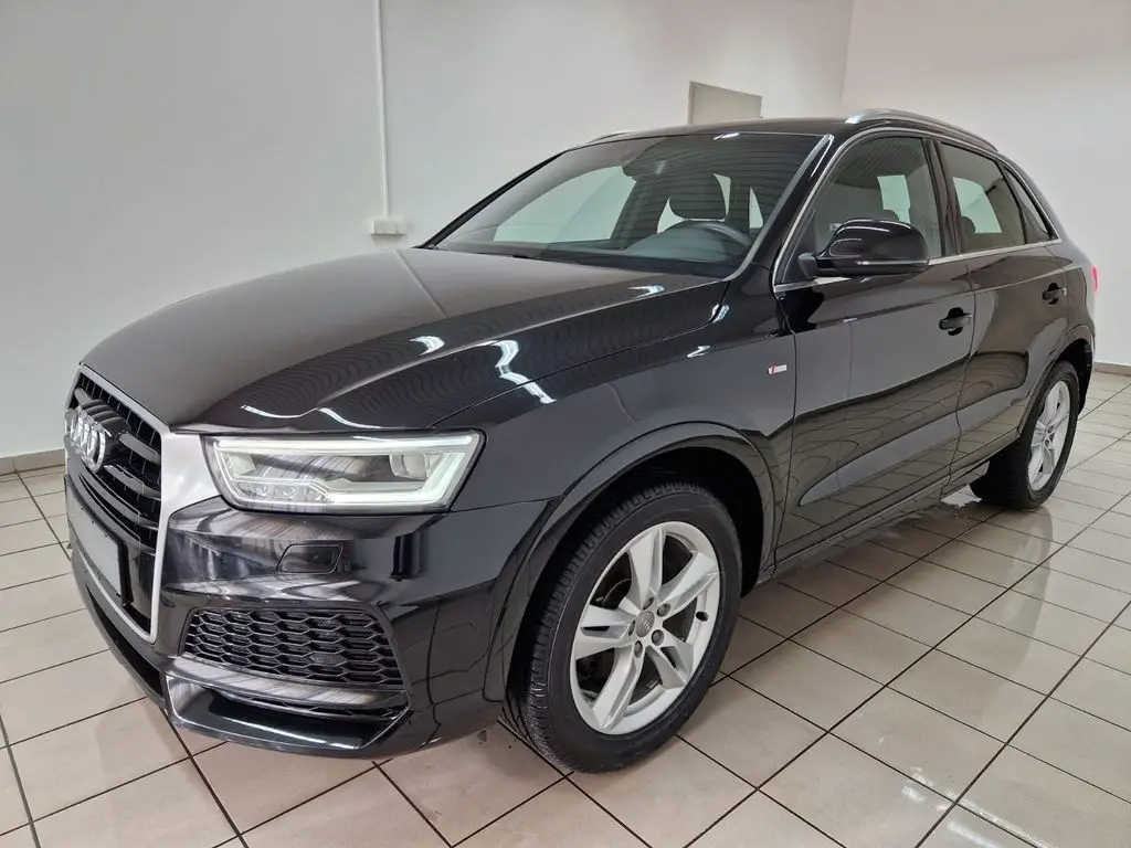 Photo 1 : Audi Q3 2017 Petrol