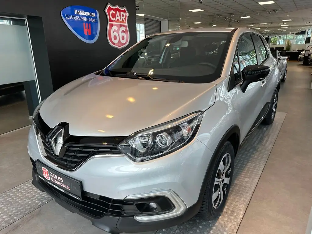 Photo 1 : Renault Captur 2019 Essence