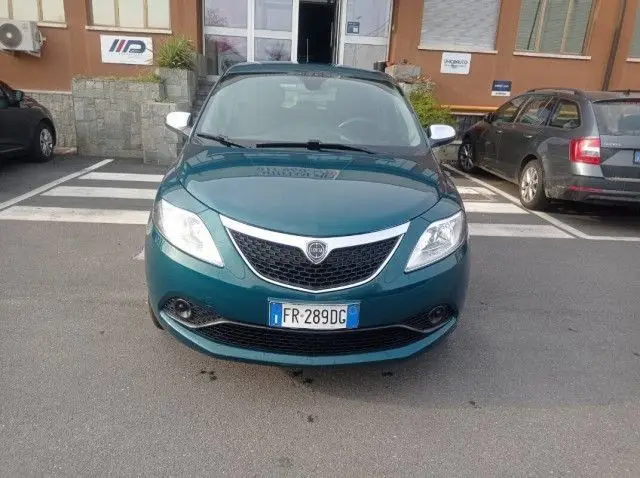 Photo 1 : Lancia Ypsilon 2018 Essence