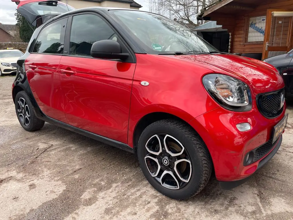 Photo 1 : Smart Forfour 2017 Petrol