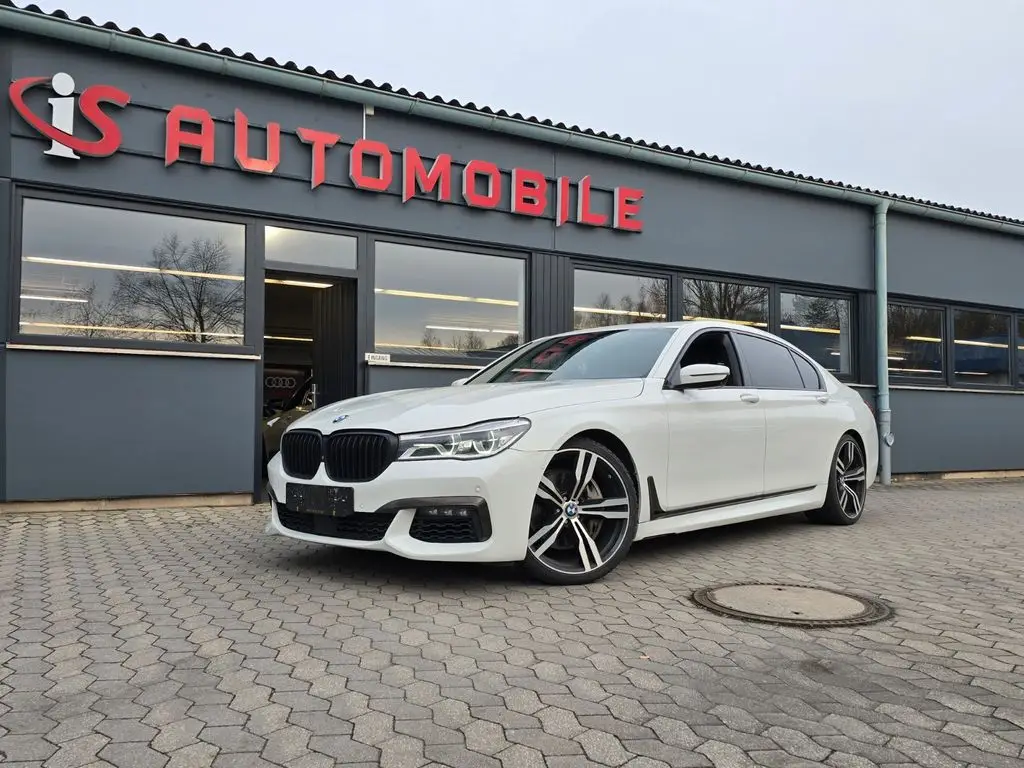 Photo 1 : Bmw Serie 7 2018 Petrol